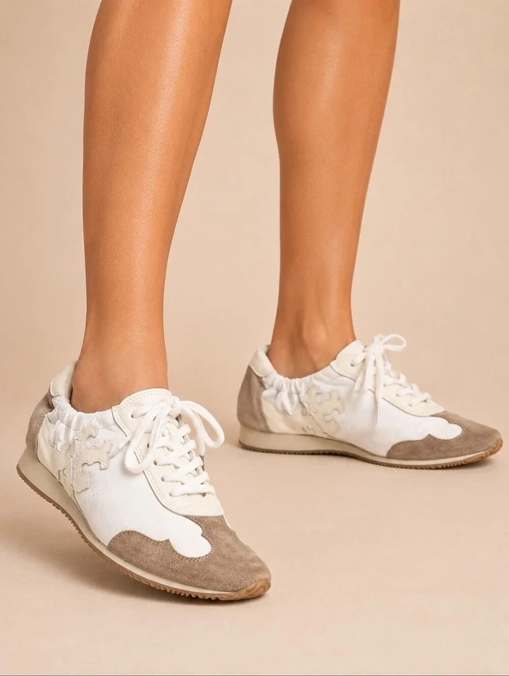 Tory Burch Cerbiatto White Leather/Nylon Sneakers Size 6.5 EUC  S4178